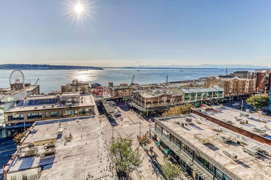 Newmark Tower Soundview Suite