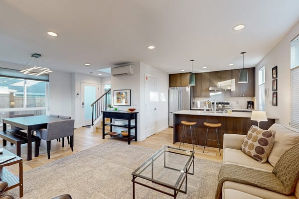 Charming Seattle home with private backyard, BBQ, and spacious living area