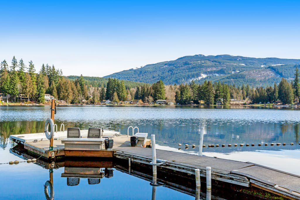 Cain Lake Lodge