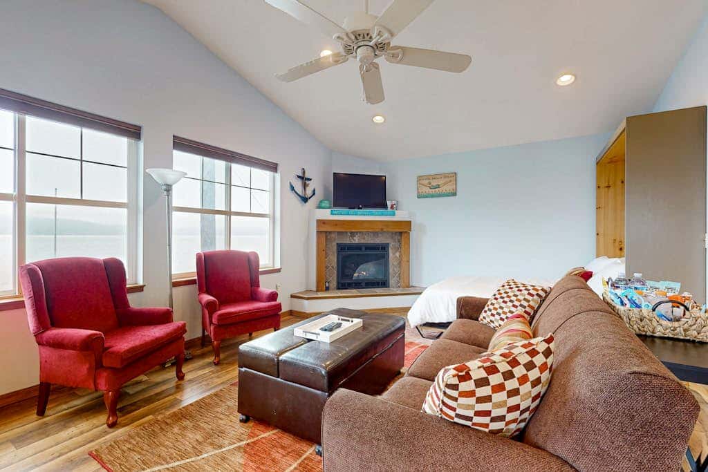 Tyee Shoreline Retreat
