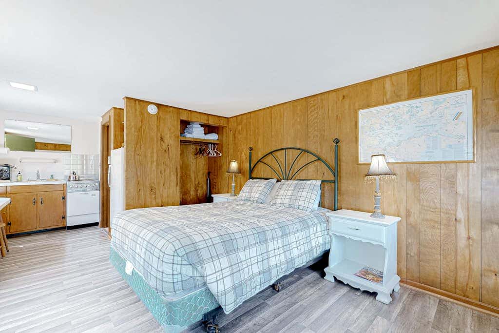 King Birch Lake Home, Unit 10