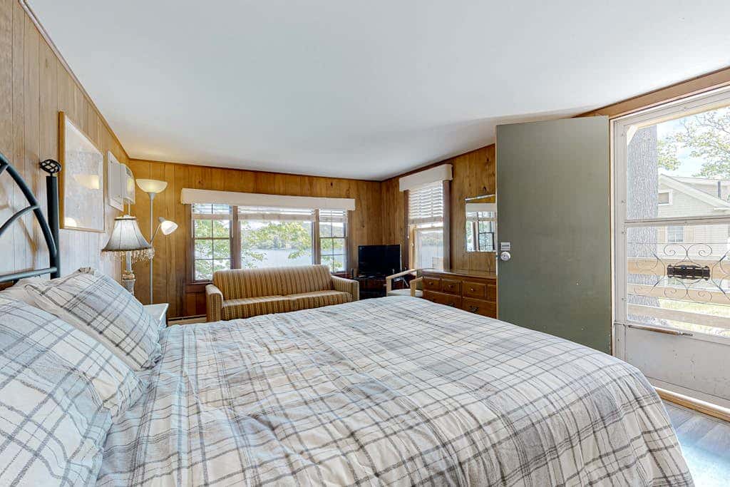 King Birch Lake Home, Unit 10
