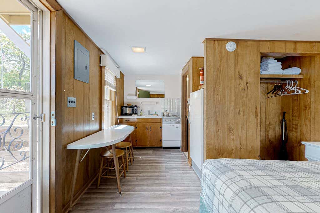 King Birch Lake Home, Unit 10