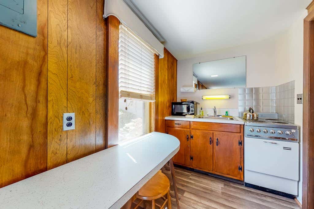 King Birch Lake Home, Unit 10