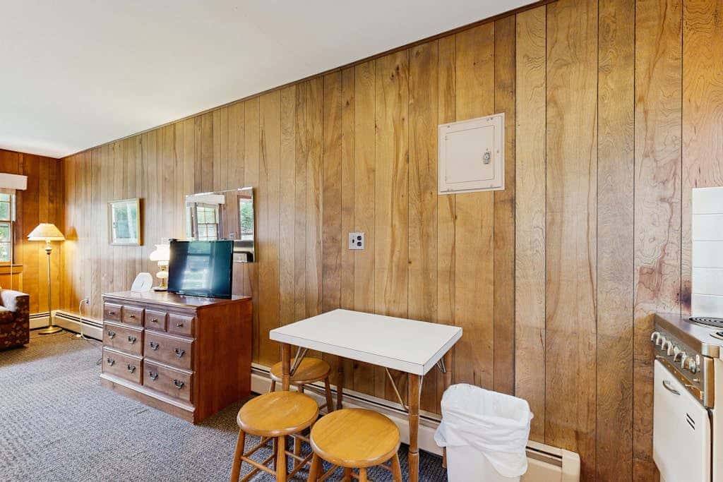 King Birch Lake Home, Unit 5
