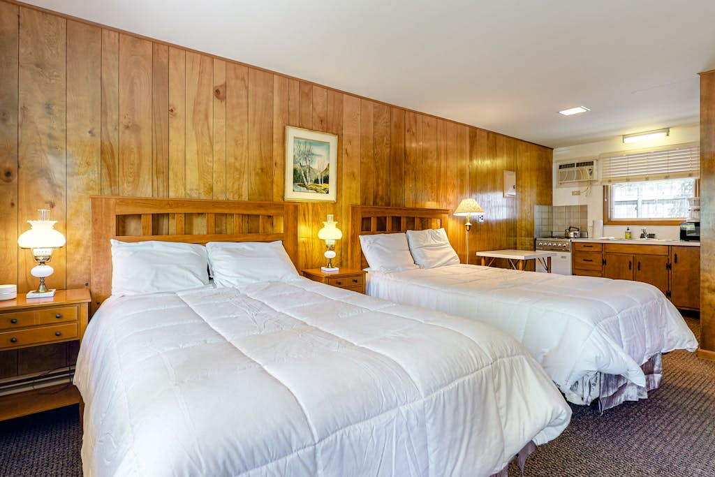 King Birch Lake Home, Unit 3