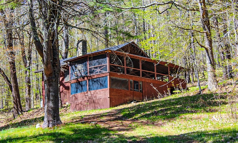 Cozy cottage near Lake Kanasatka with kayaks , dog-friendly