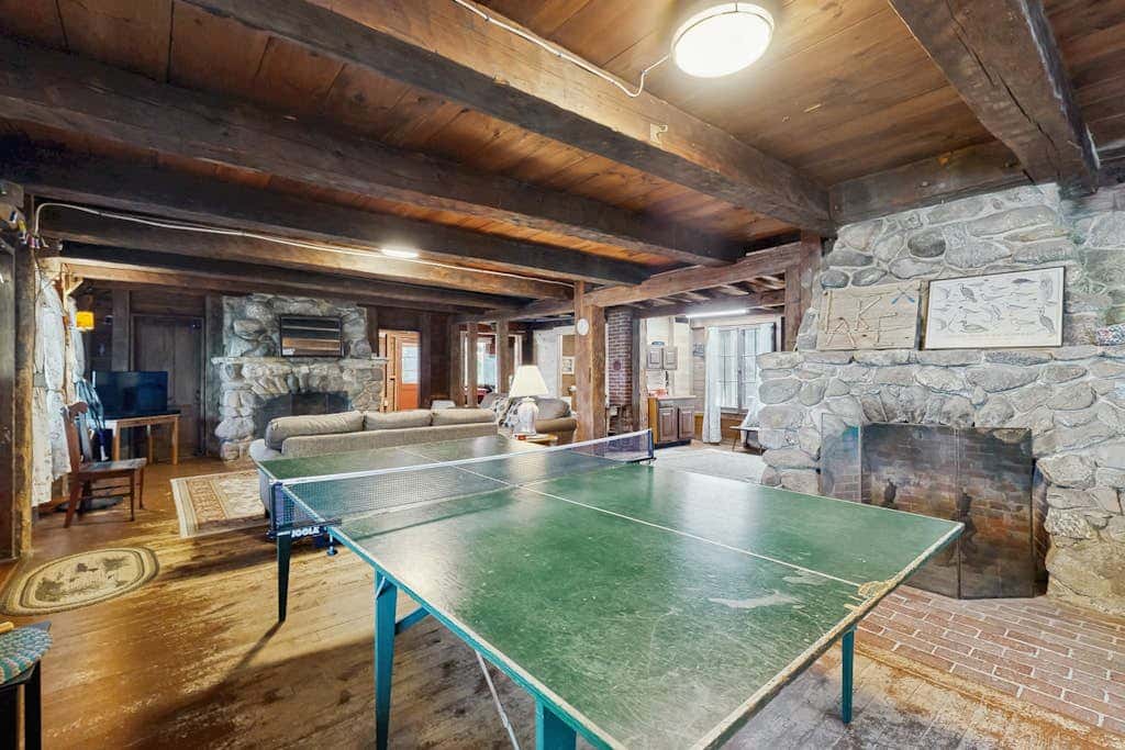 Meredith Lakefront Lodge on Lake Winnipesaukee