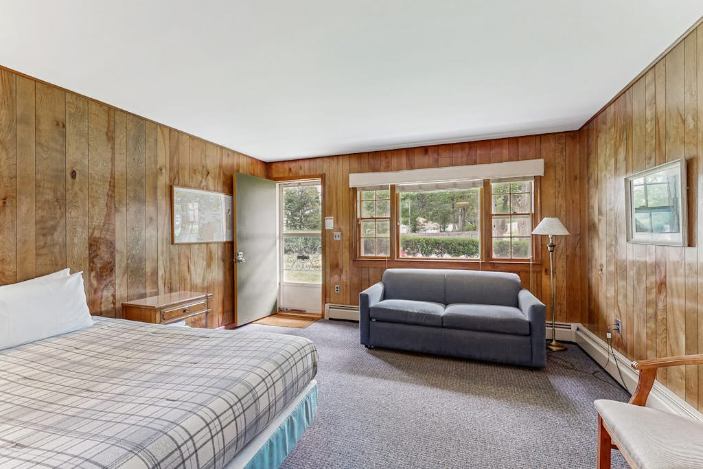 King Birch Lake Home, Unit 2