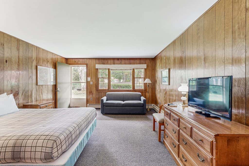 King Birch Lake Home, Unit 2