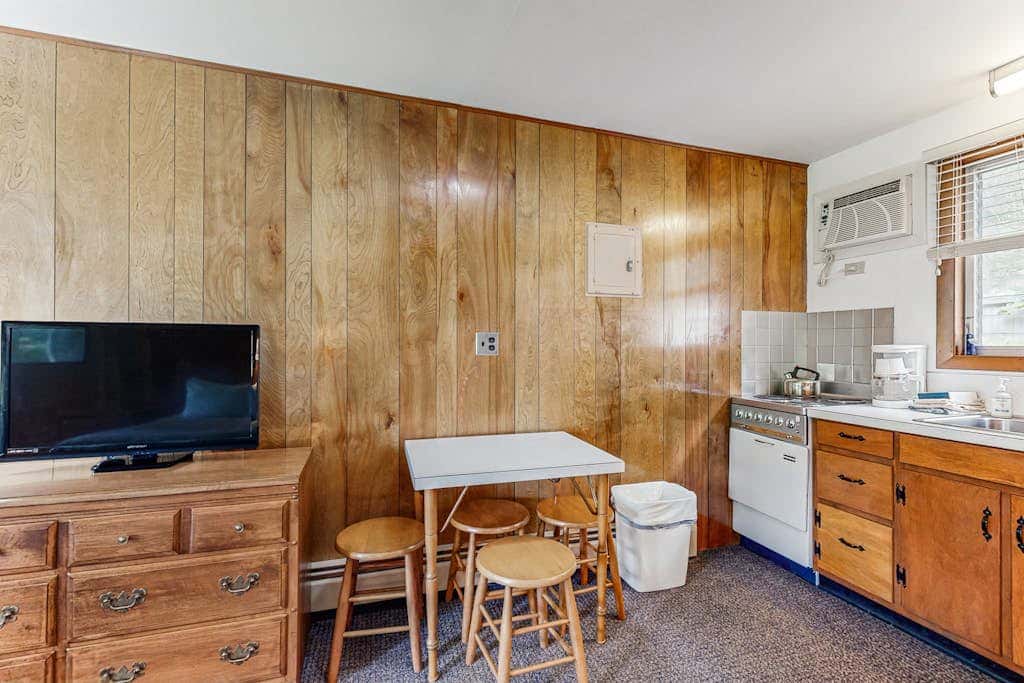King Birch Lake Home, Unit 2