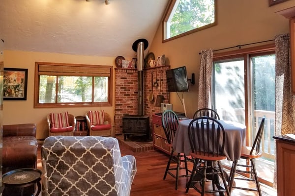 Home near the beach with a washer/dryer, tennis court, playground, basketball