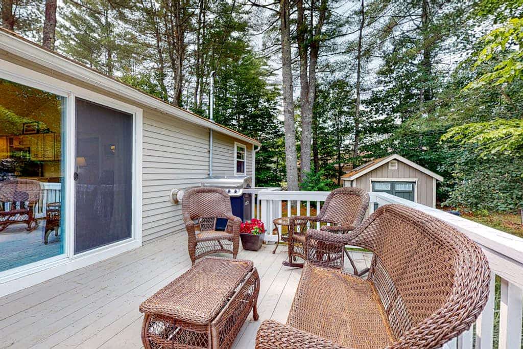 Crystal Lake Cottage | House in Gilmanton
