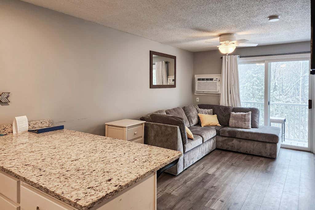 Misty Harbor Resort - Unit 210