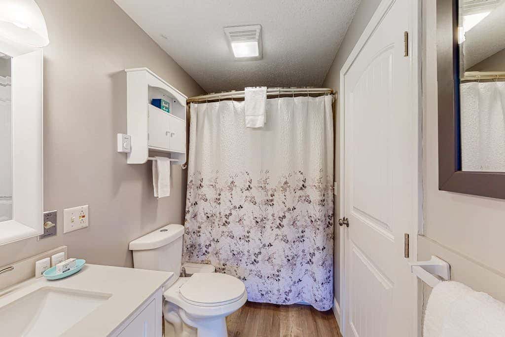 Misty Harbor Resort - Unit 210