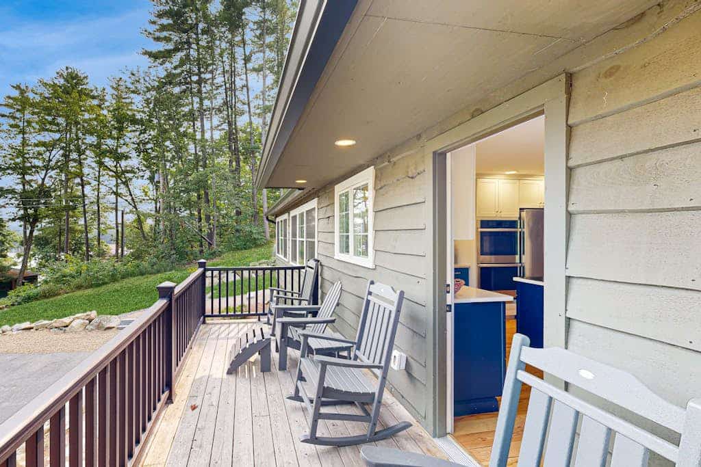 Beautifully renovated  centrally located lake house w/ views