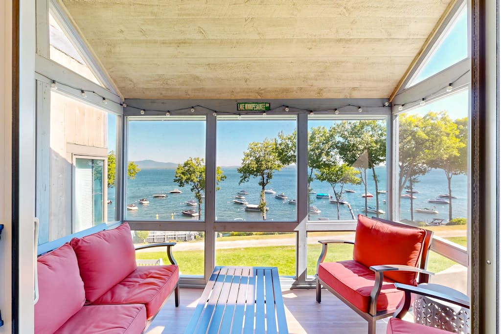 Samoset Lakefront Townhouse on Winnipesaukee