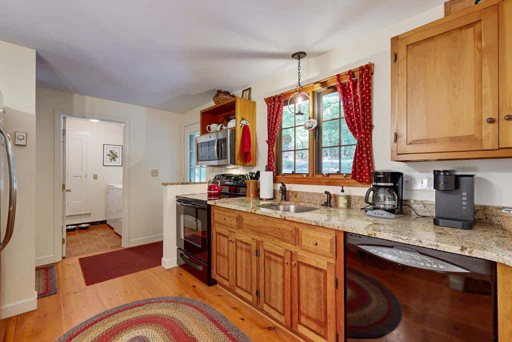 Dog Cove Cottage