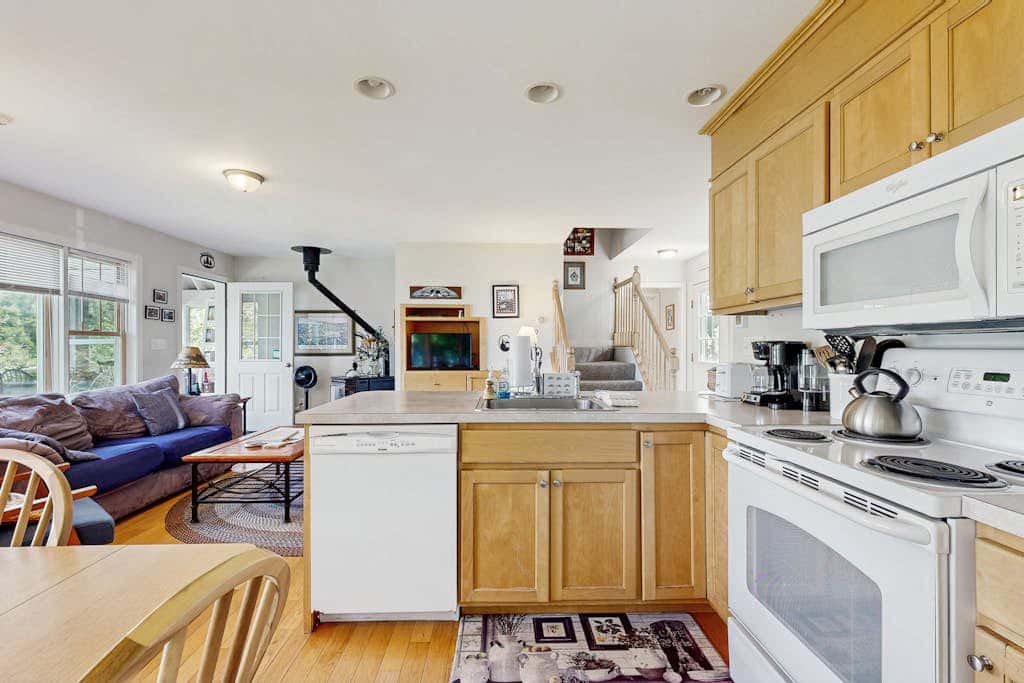 Waterfront Delight at Spindle Point