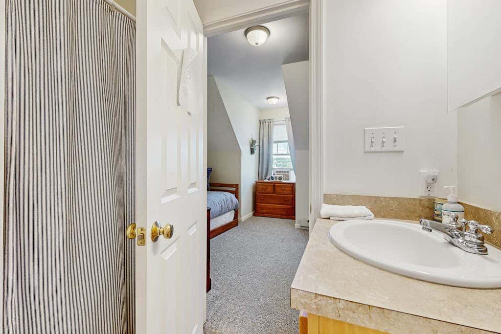 Waterfront Delight at Spindle Point