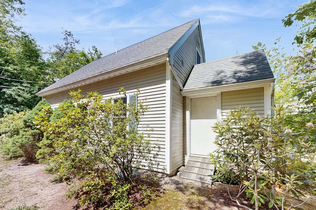 Waterfront Delight at Spindle Point