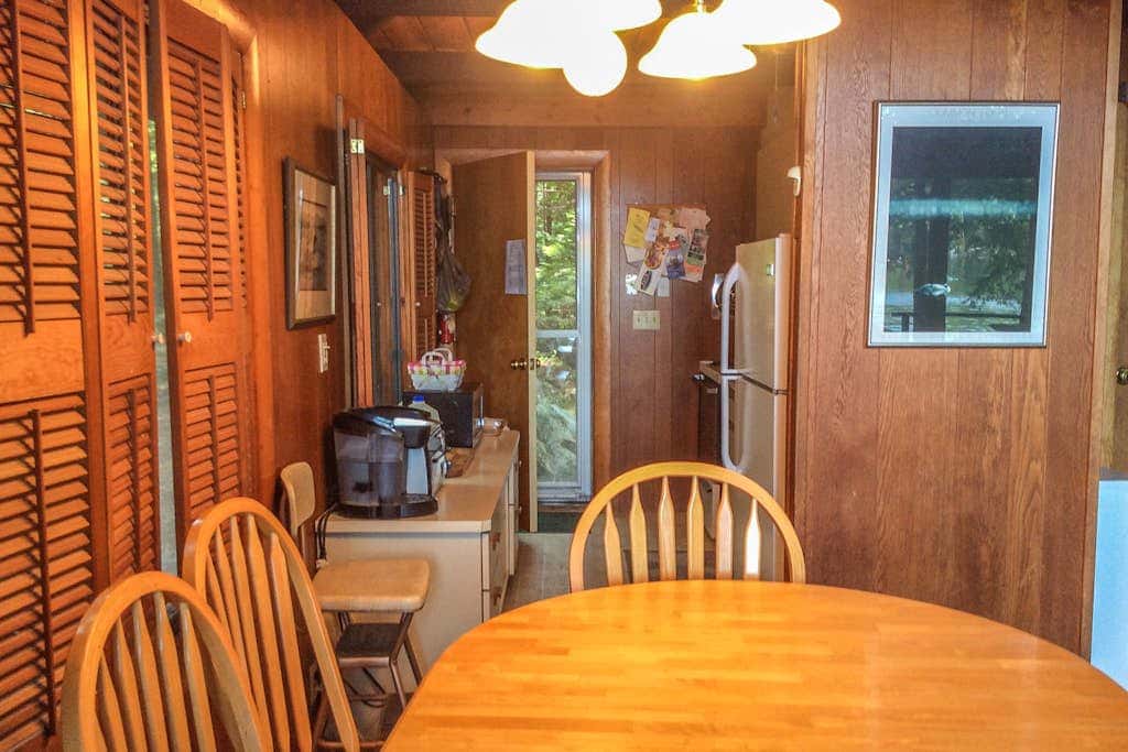 Lake Waukewan Chalet