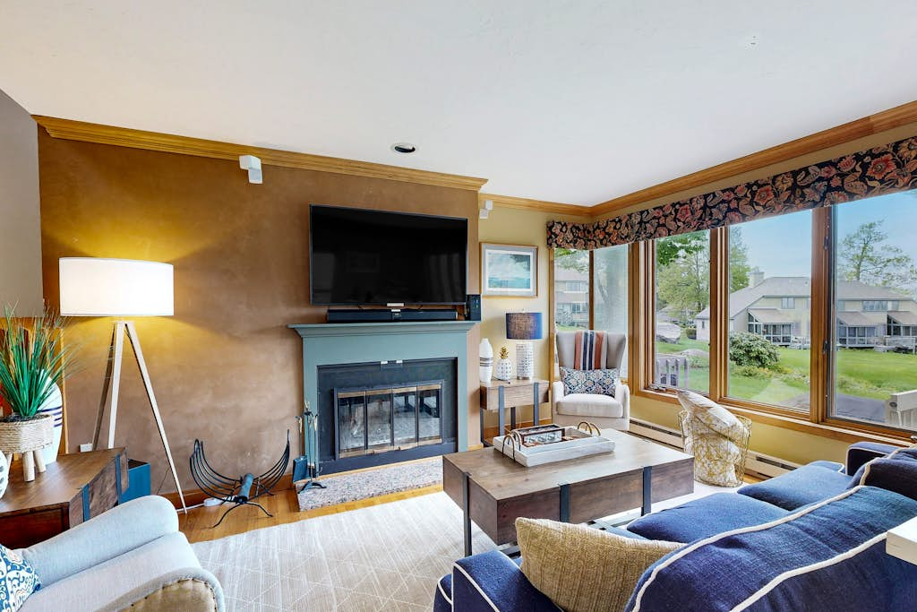Samoset Condo on Lake Winnipesaukee