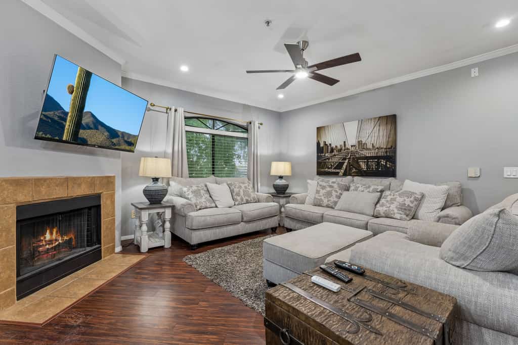 Horizon Hideaway | Balcony | Pool & Spa | North Scottsdale