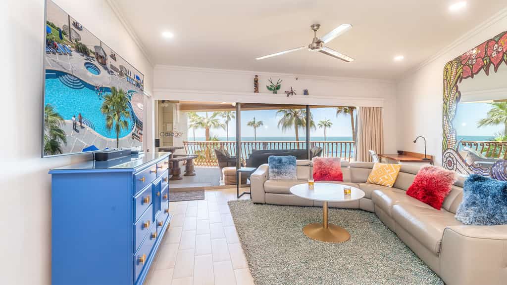 Sonoran Sun E-208 Here Comes The Sun Large Balcony Perfect Pool View Condo