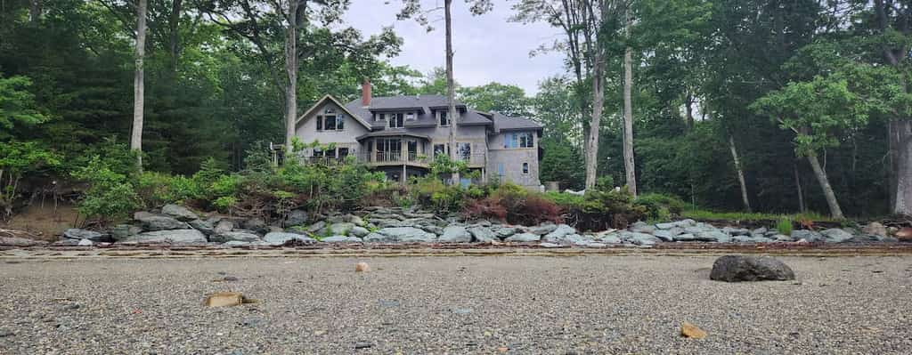 Private Oceanfront Retreat | Panoramic Views, Deck & Rocky Shore