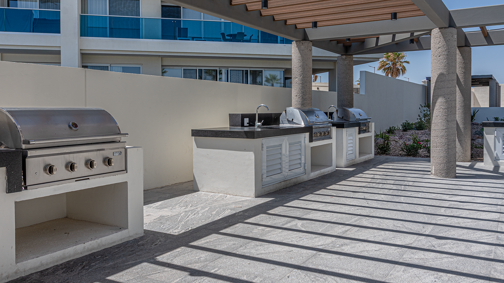 Encantame Soleil R1003-One Bedroom