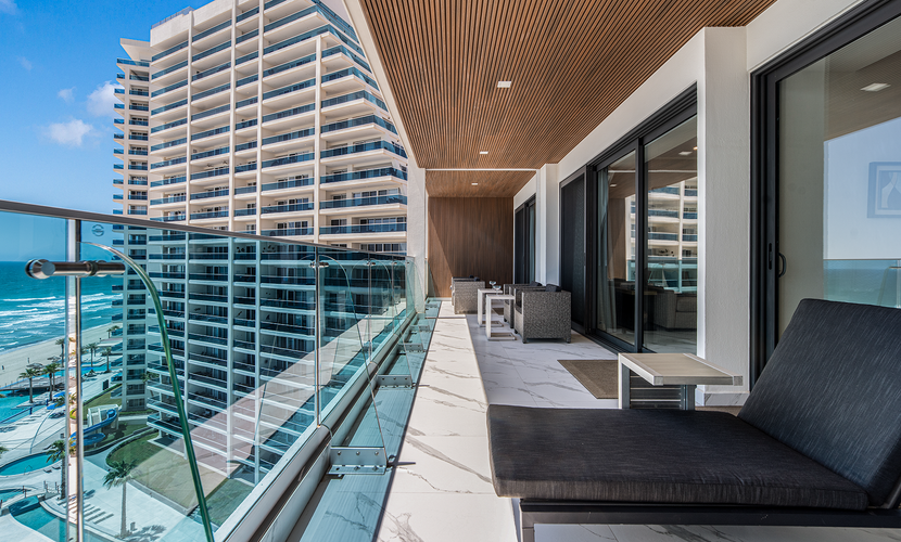 Luxury 2BR Lock-Off with Ocean Views & Private Balcony
