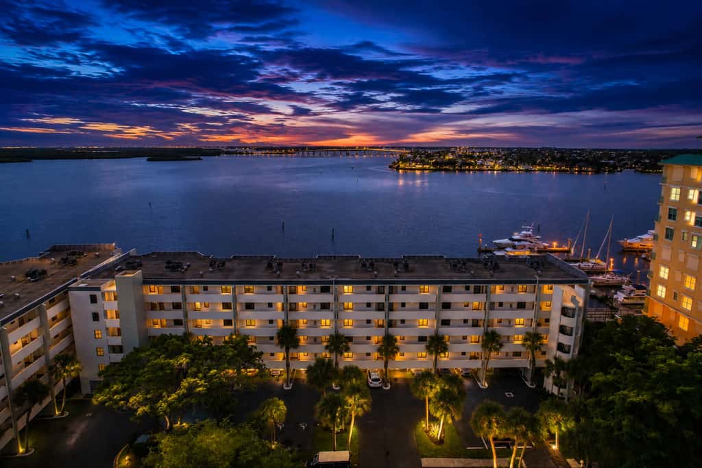Heaven on the Bay - Waterview Balcony
