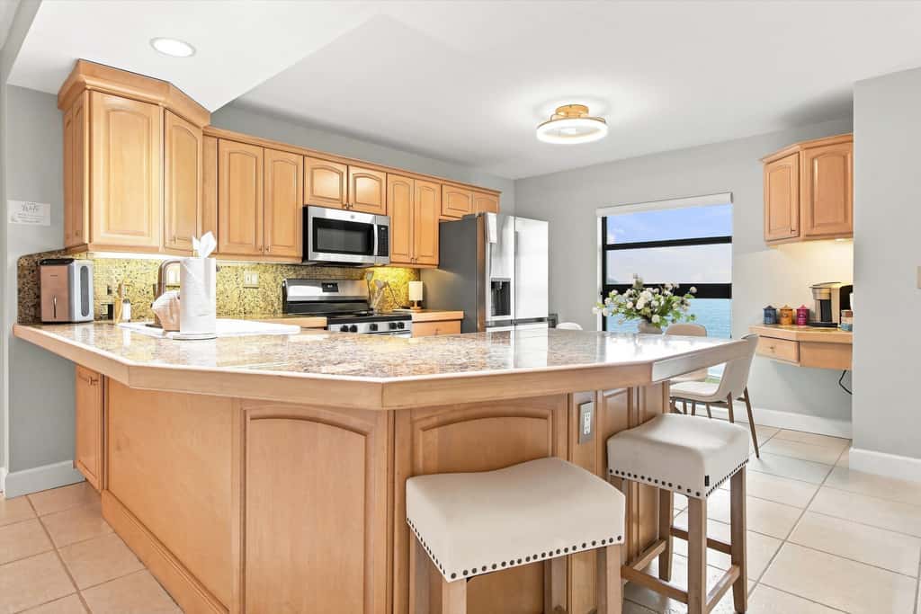 Heaven on the Bay - Waterview Balcony