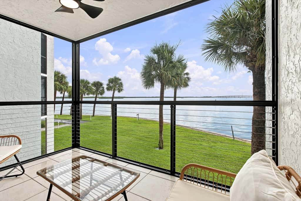 Heaven on the Bay - Waterview Balcony