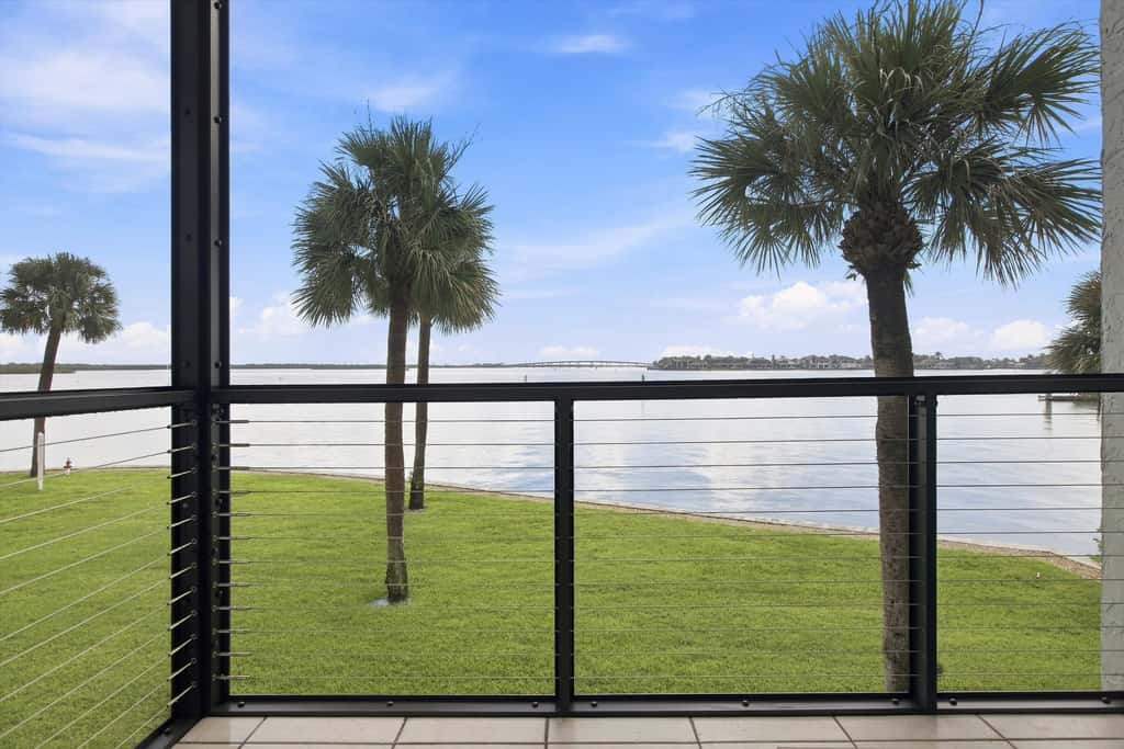 Heaven on the Bay - Waterview Balcony