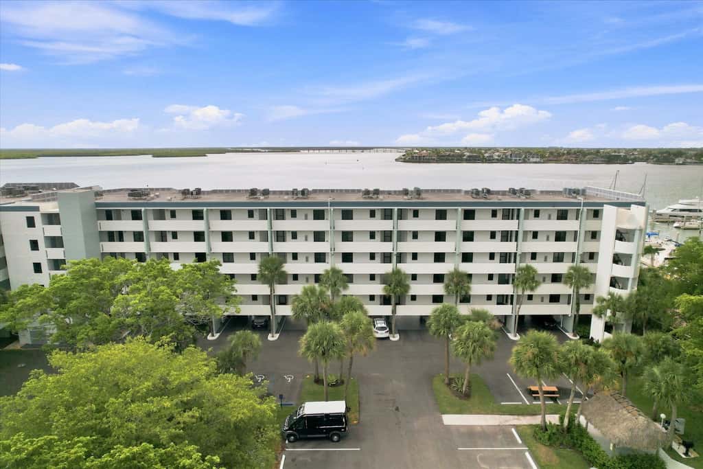Heaven on the Bay - Waterview Balcony