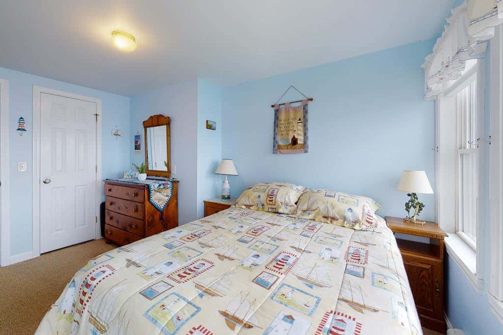 Cobbossee Hideaway