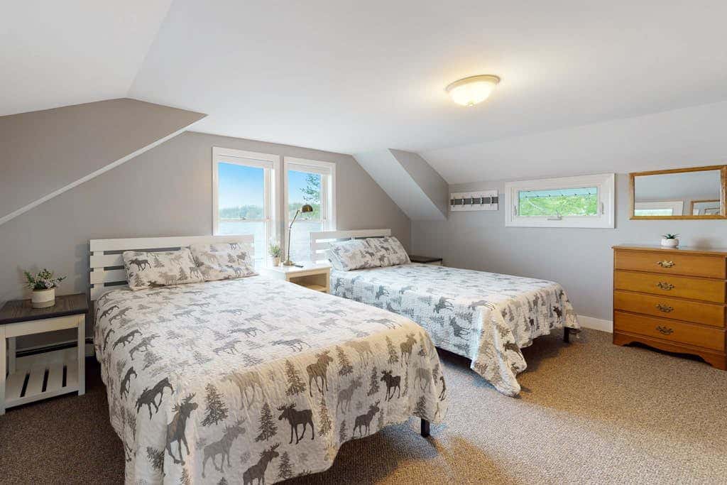 Cobbossee Hideaway
