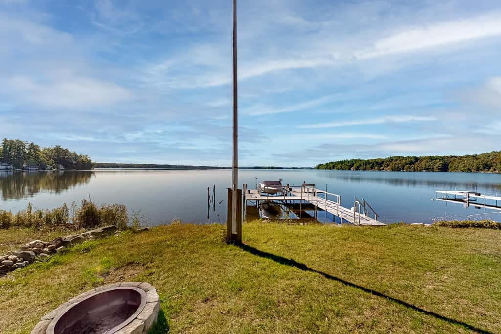 Cobbossee Hideaway