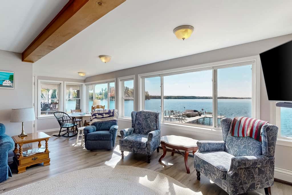 Cobbossee Hideaway
