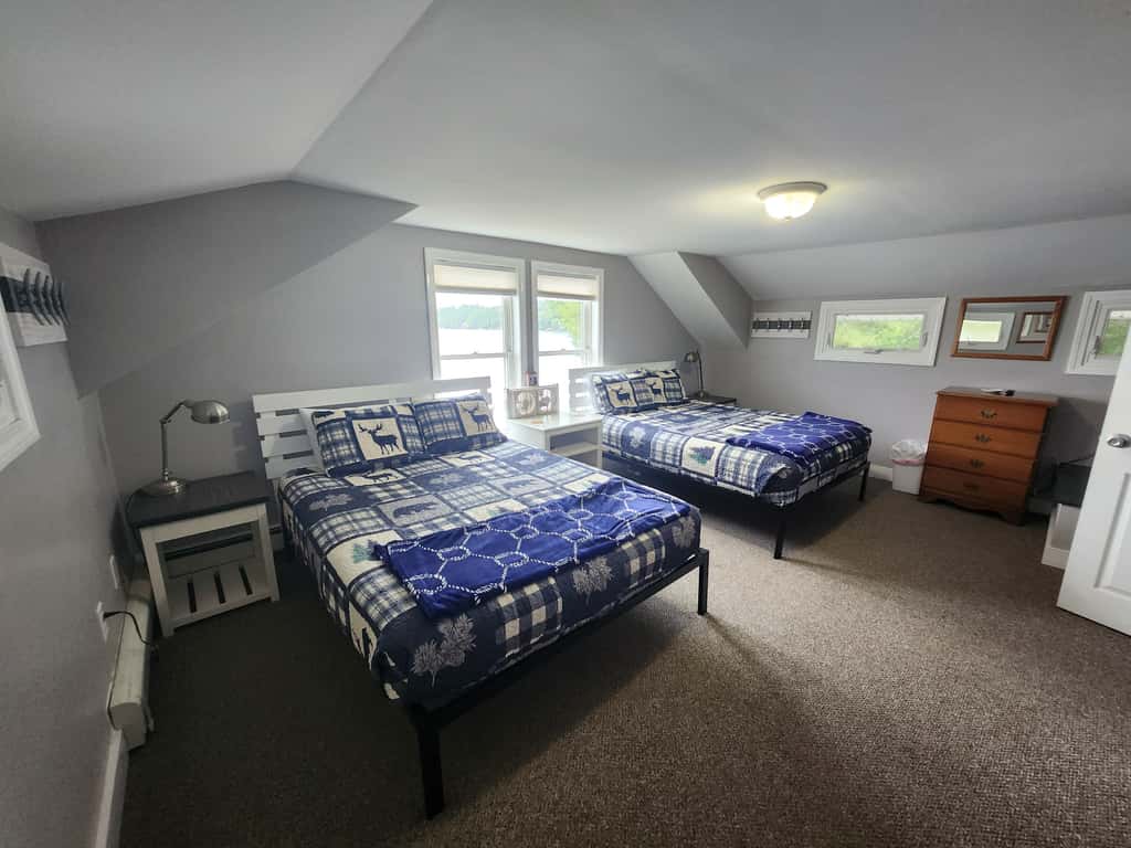 Cobbossee Hideaway