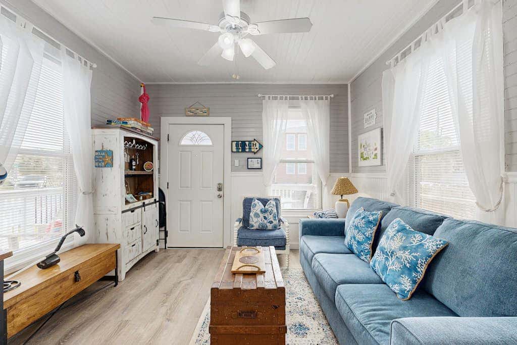 Cowabungalow - Cozy Bungalow Near the Beach