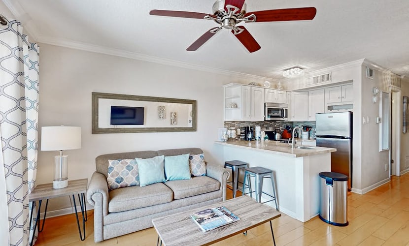 The Victorian | Gulf-View Condo | Pools, Gym & Hot Tubs | Steps to Beach