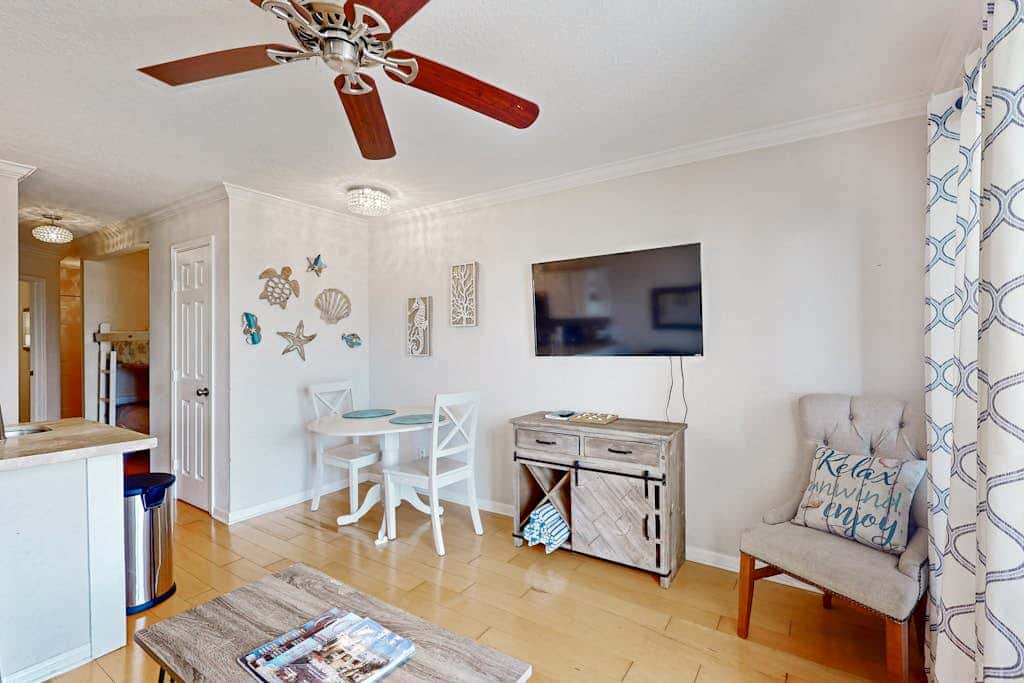 Victorian Condo #9227
