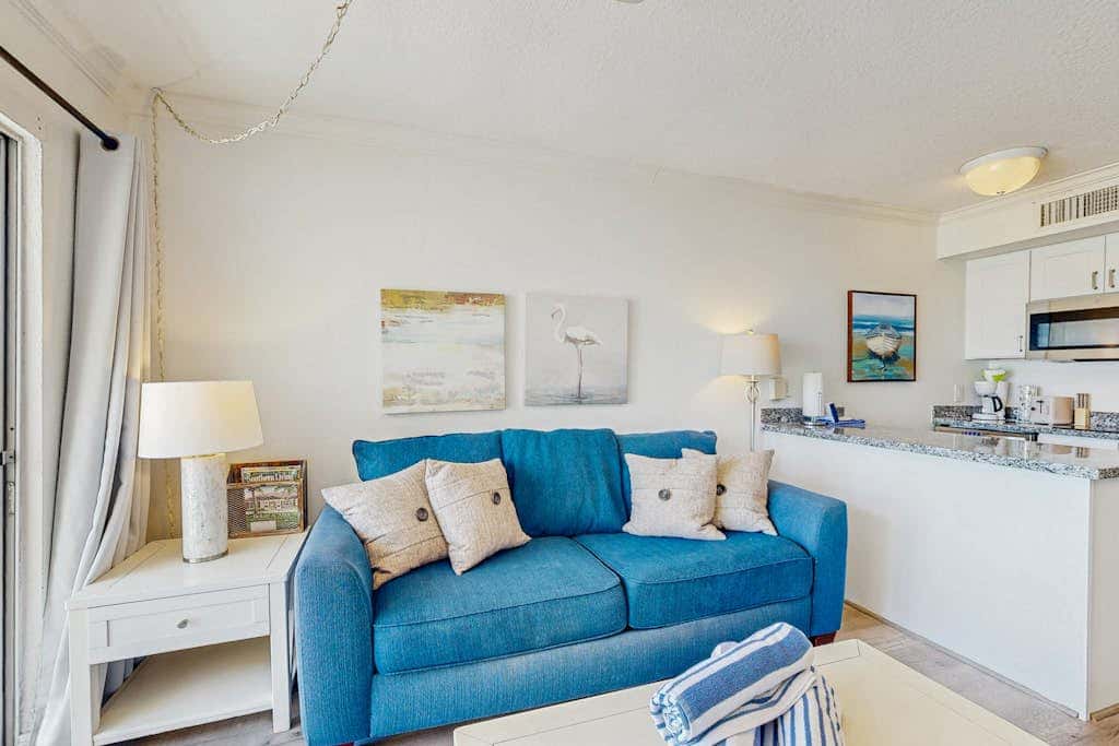 The Victorian Condos - Beach Waves