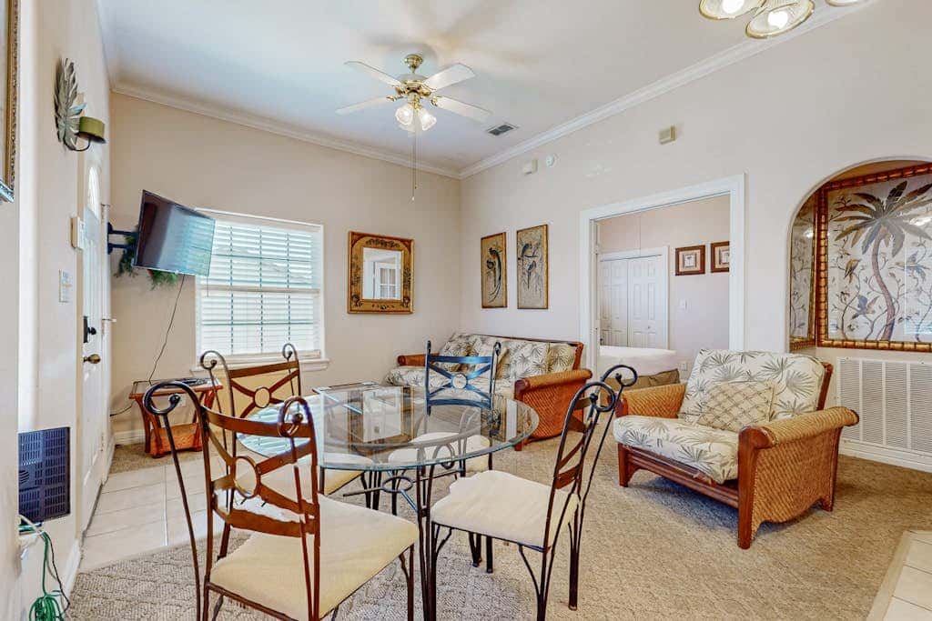 Casa Emilio II Condominiums 201C
