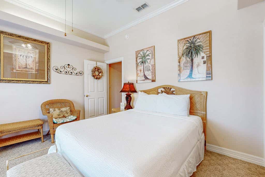 Casa Emilio II Condominiums 201C