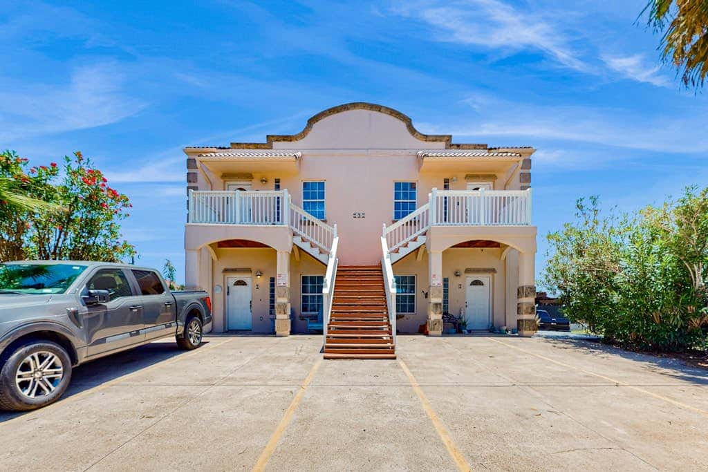 Casa Emilio II Condominiums 201C