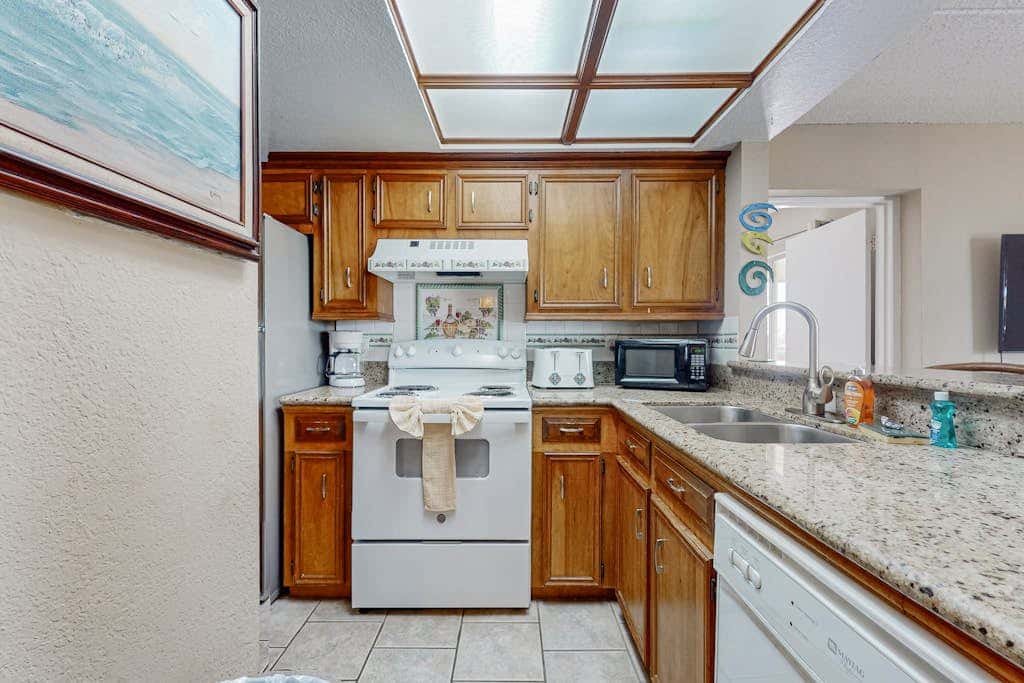 Marlin Arms Condominiums #9